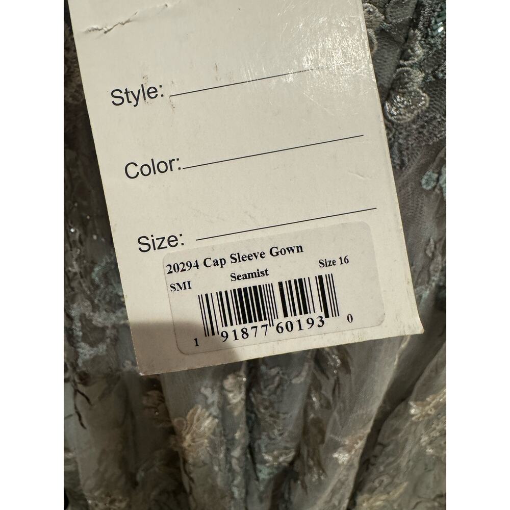 Mac Duggal NWT Seamist Green / Gray Floral Embroidered Maxi Gown 20294 - Picture 13 of 16